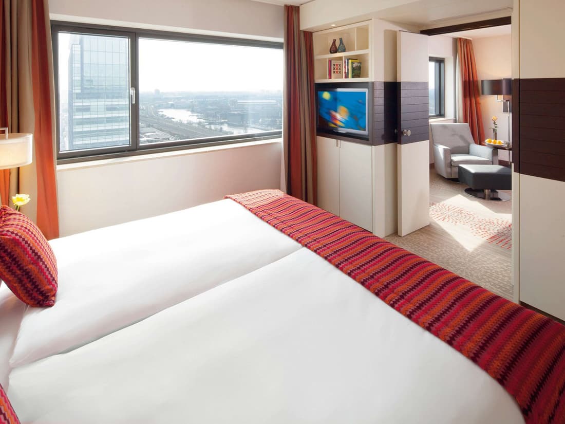 Mövenpick Hotel Amsterdam City Centre