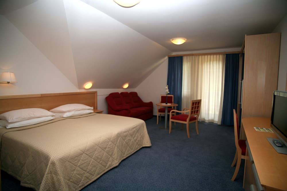 HOTEL JEZERO SKI PAKET