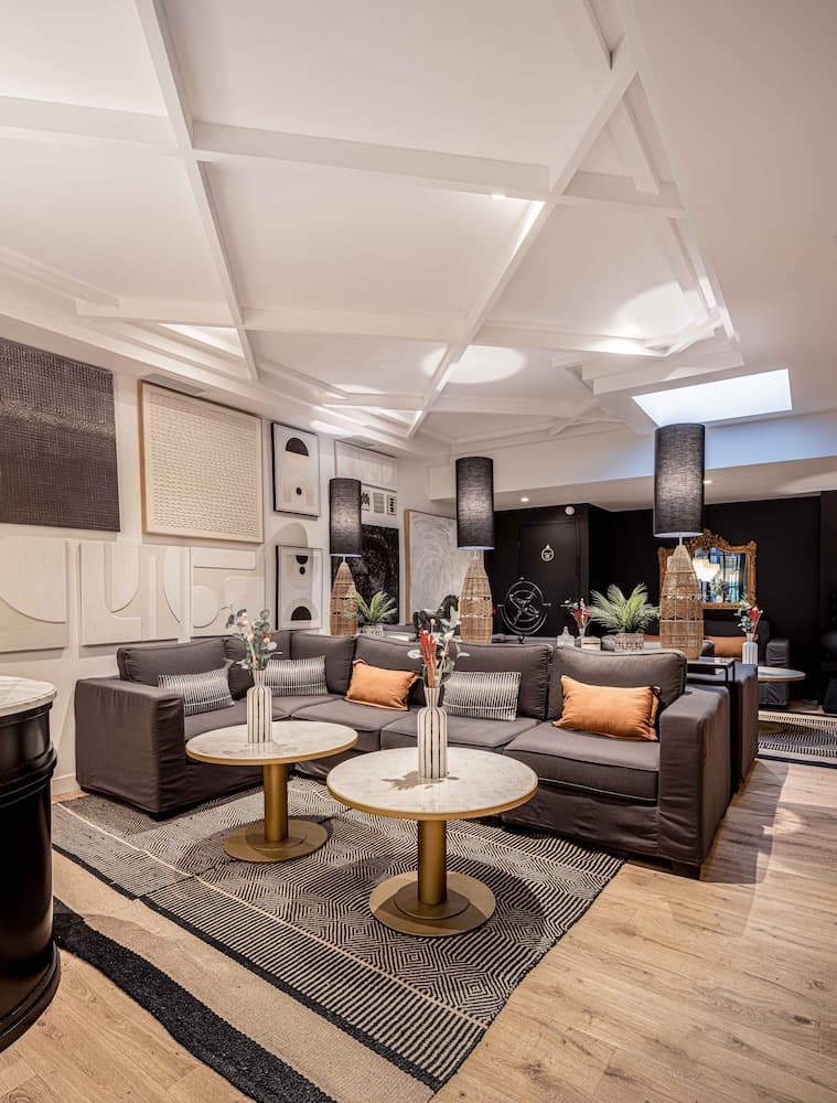Maisons du Monde Hôtel & Suites - La Rochelle Vieux Port