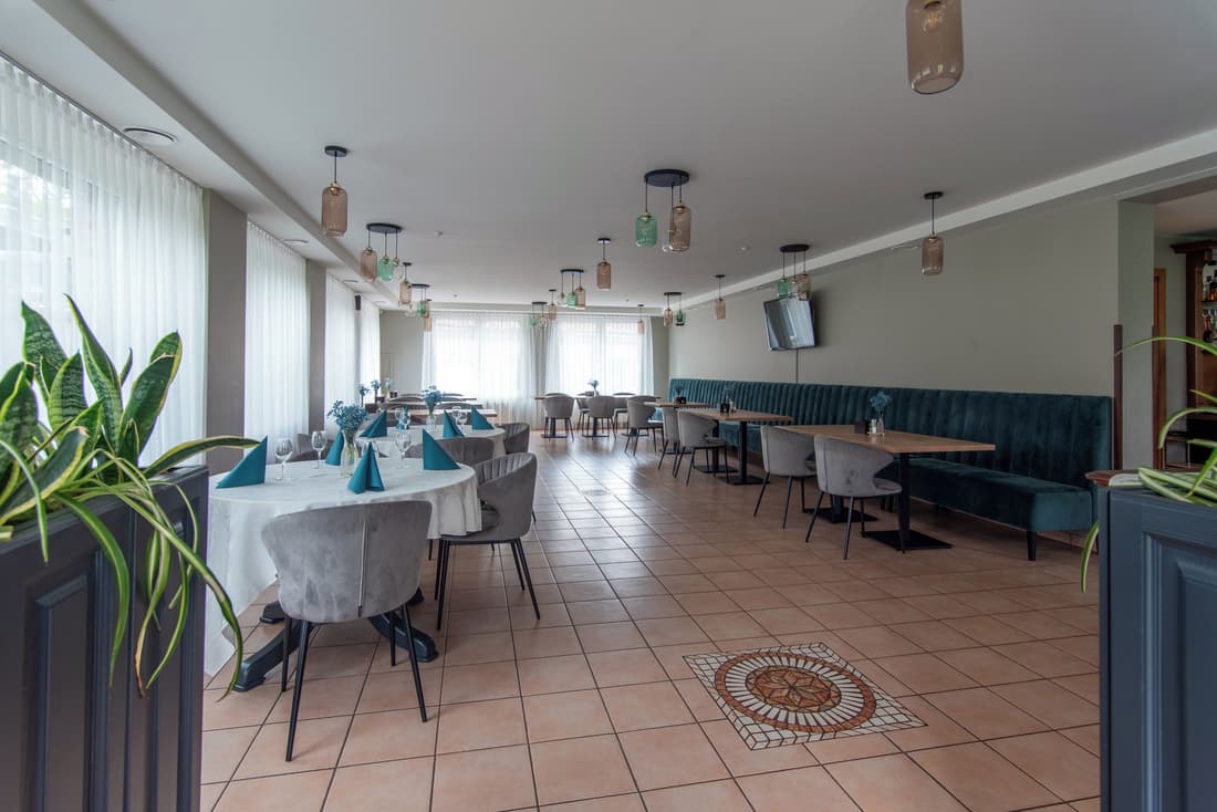 Amicus Hotel