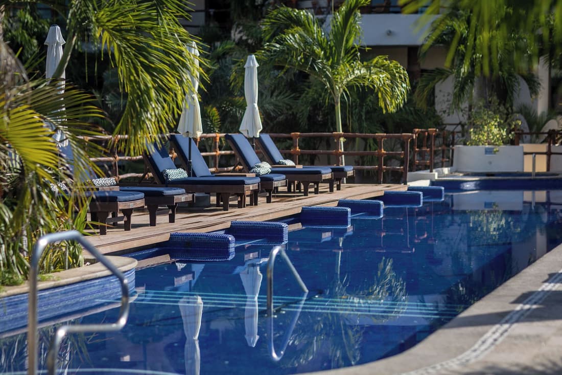 Porto Playa Condo Hotel & Beachclub