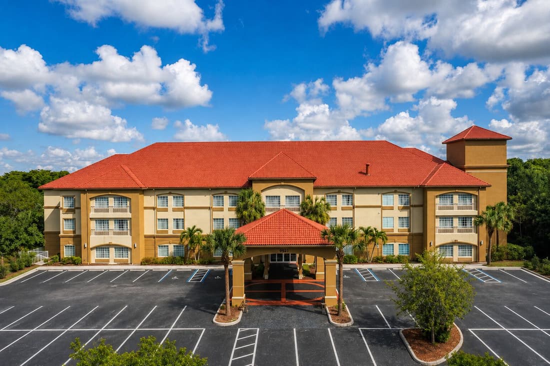 Stay Well Inn & Suites
