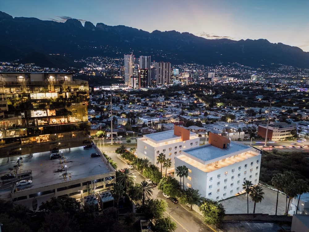 Comfort Inn Monterrey Valle