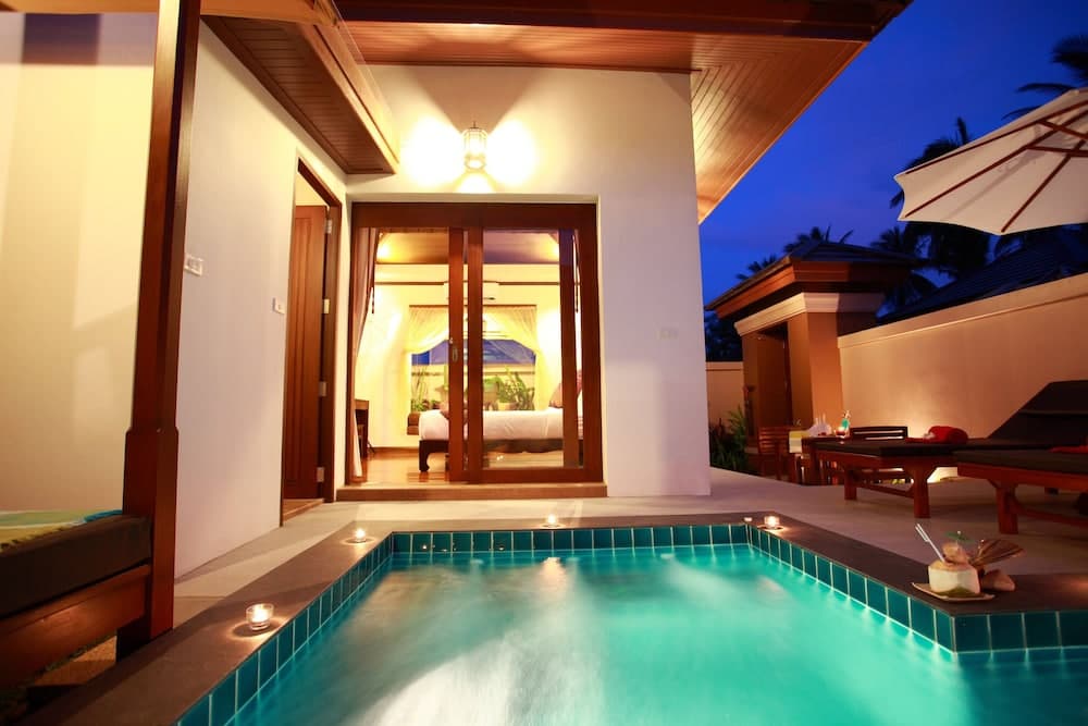 Kanok Buri Resort