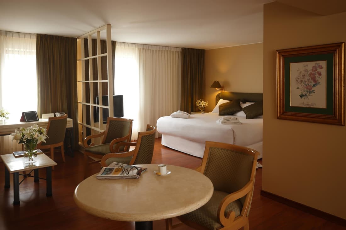 Suites del Bosque Hotel