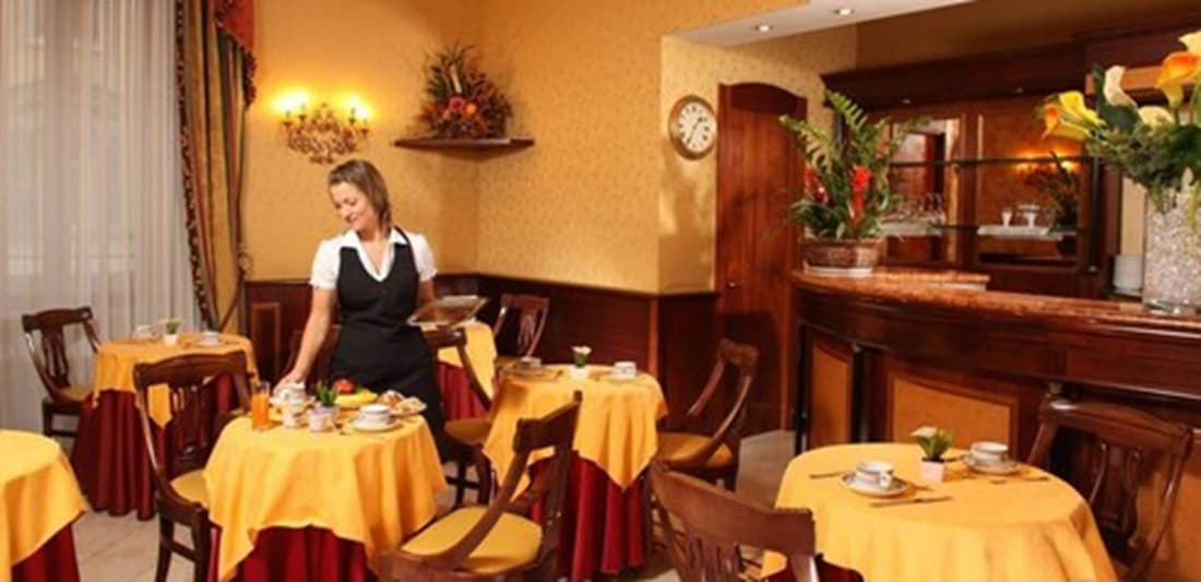 Serena Hotel