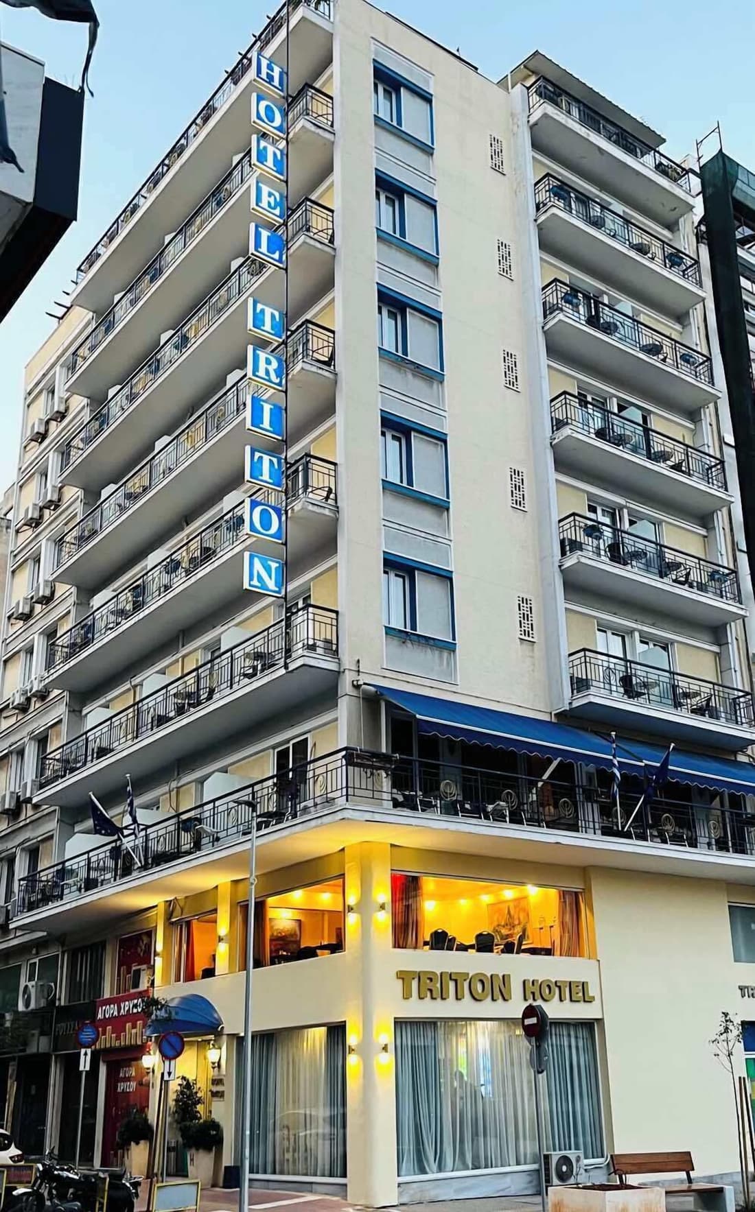 Hotel Triton