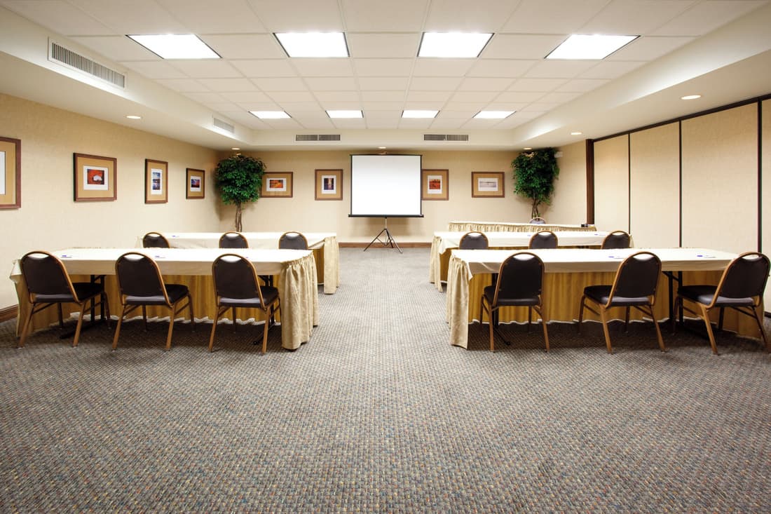 Holiday Inn Express Hotel & Stes Salt Lake City-Airport East by IHG