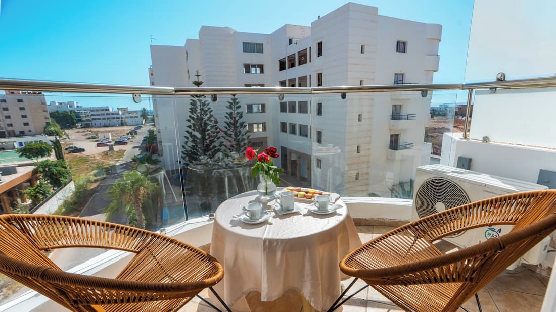 Intouriste Hôtel & Suites