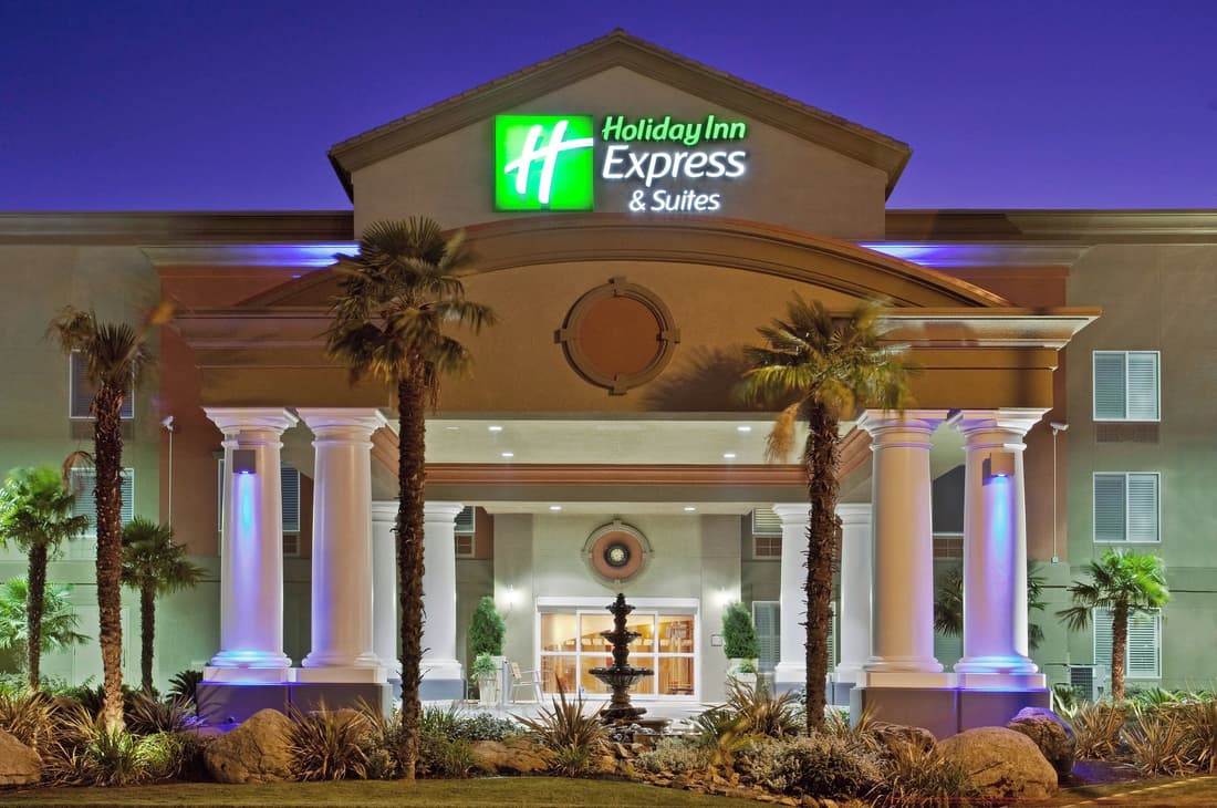 Holiday Inn Express and Suites Modesto by IHG