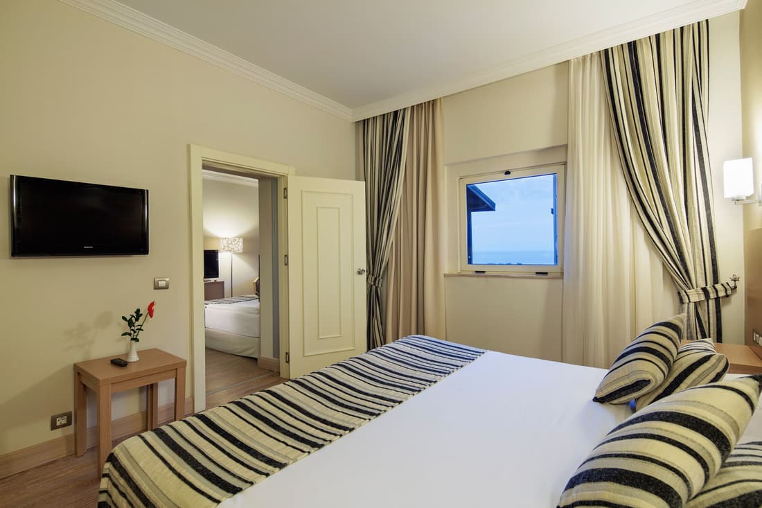 Crystal Tat Beach Pearl Collection - All inclusive