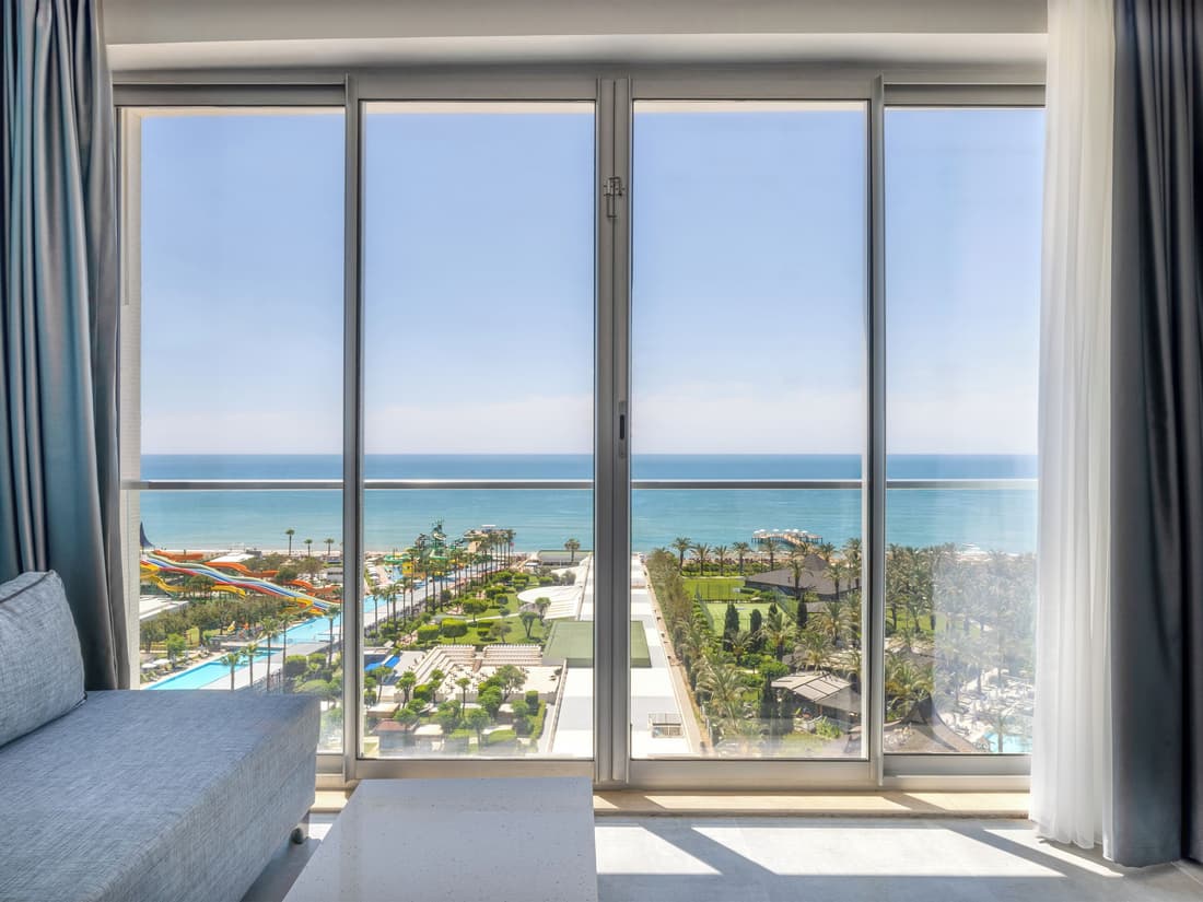 Crystal Centro Pearl Collection - All inclusive