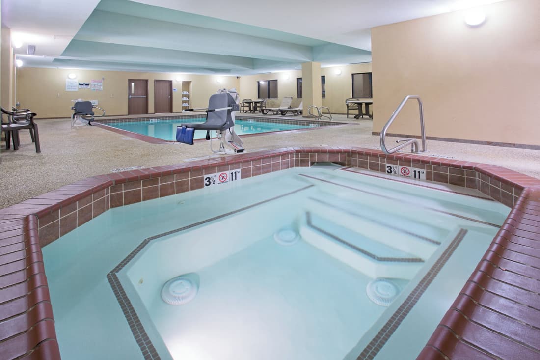 Holiday Inn Express Hotel & Suites Las Vegas by IHG