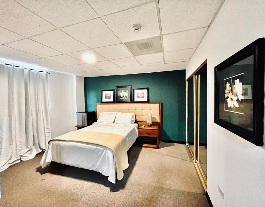 S.J. Suites Hotel