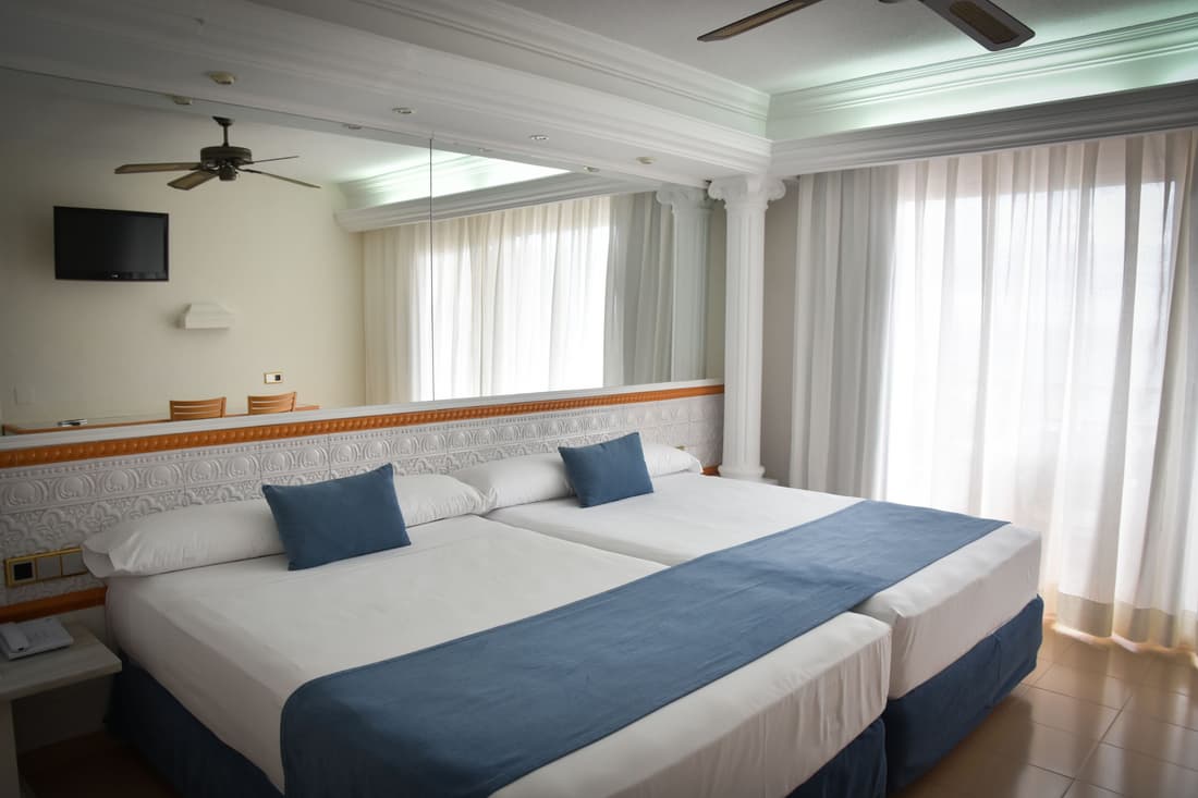 Playacapricho Hotel