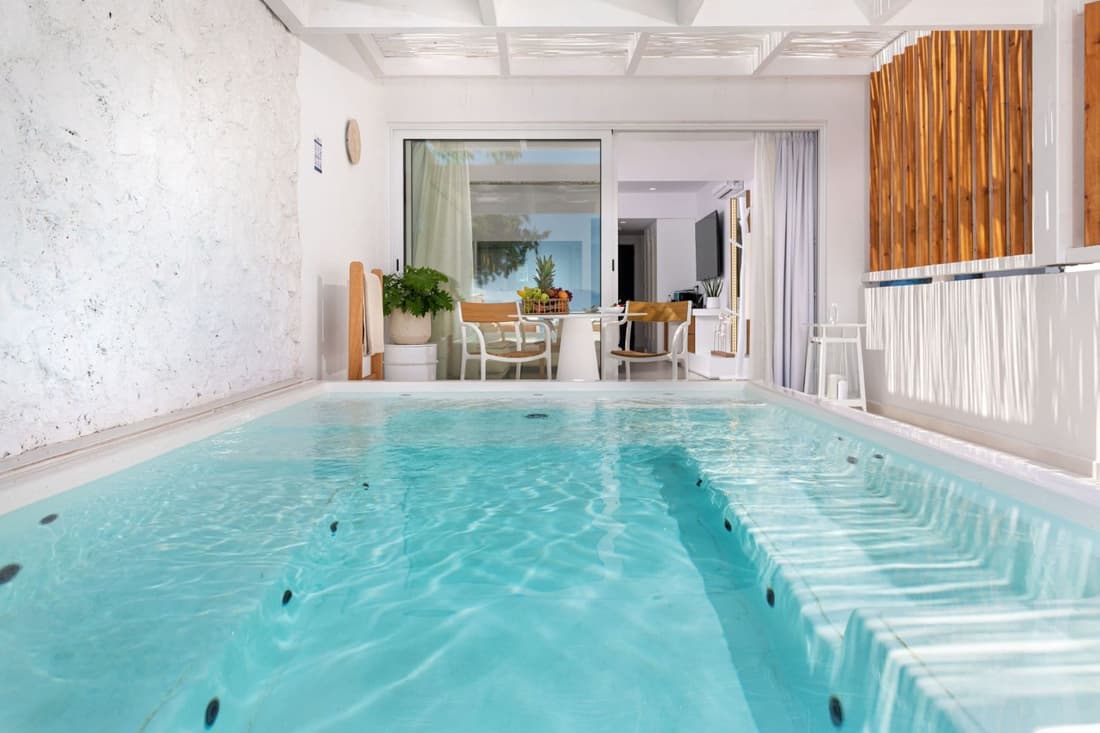 Dimitra Beach Hotel & Suites
