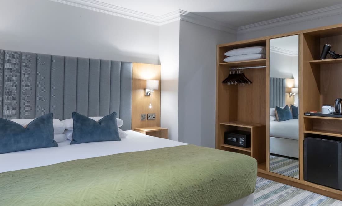 Killarney Heights Hotel