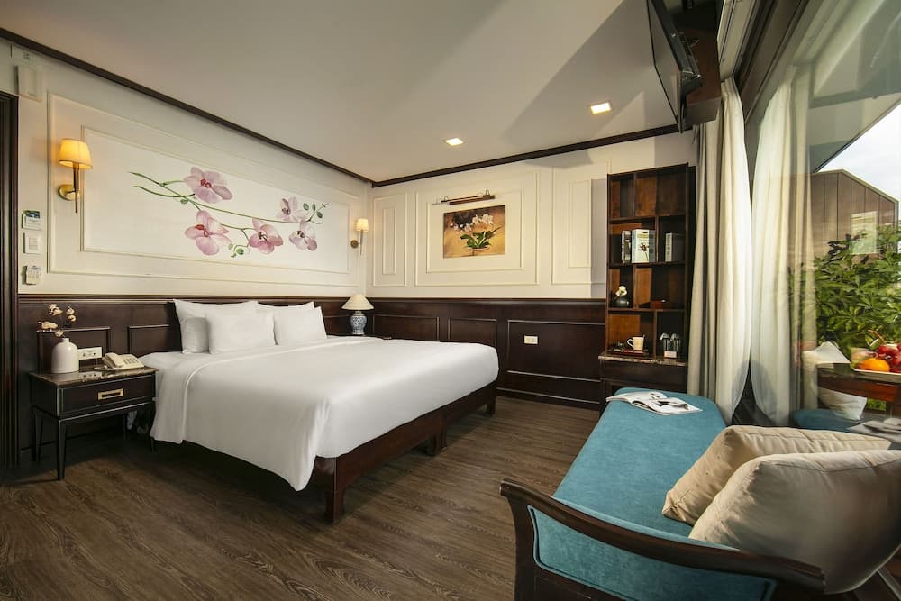 Orchid Trendy Cruise