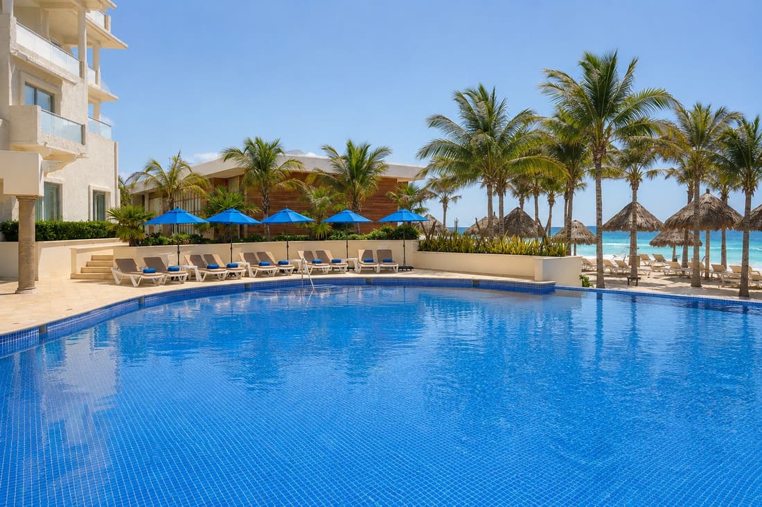 Hotel NYX Cancun All Inclusive