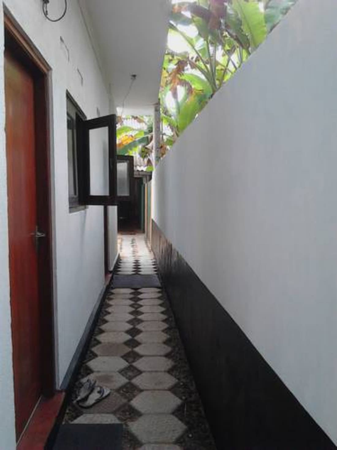 Arcade Beach Hotel