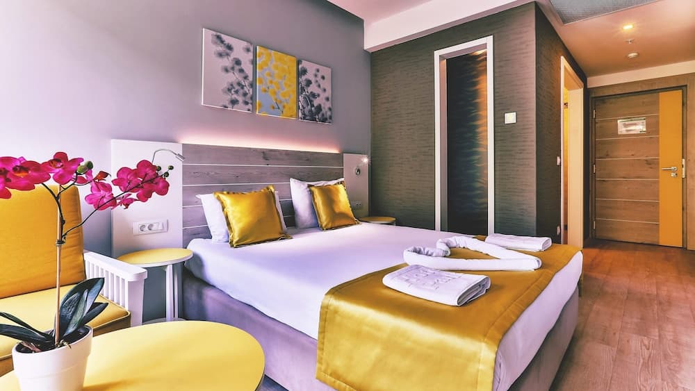 Carine Hotel Park