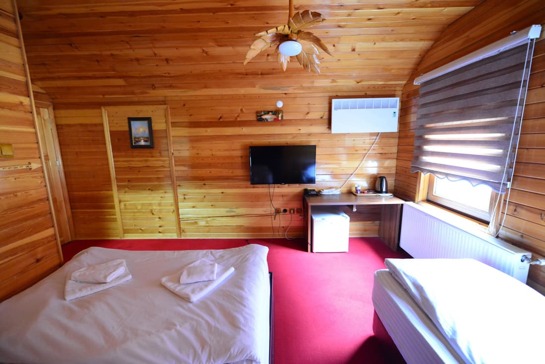 Inanlar Deluxe Hotel & Bungalow