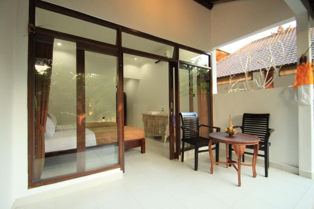 Omah D'Taman Hotel by EPS