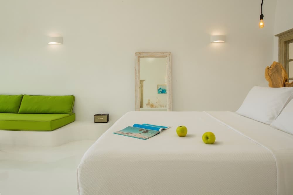 Nano Oia Villas