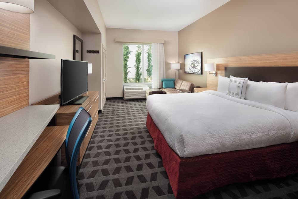 TownePlace Suites by Marriott San Diego Downtown