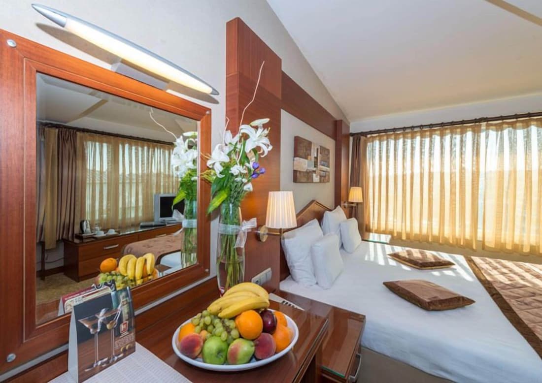 Vatan Asur Otel