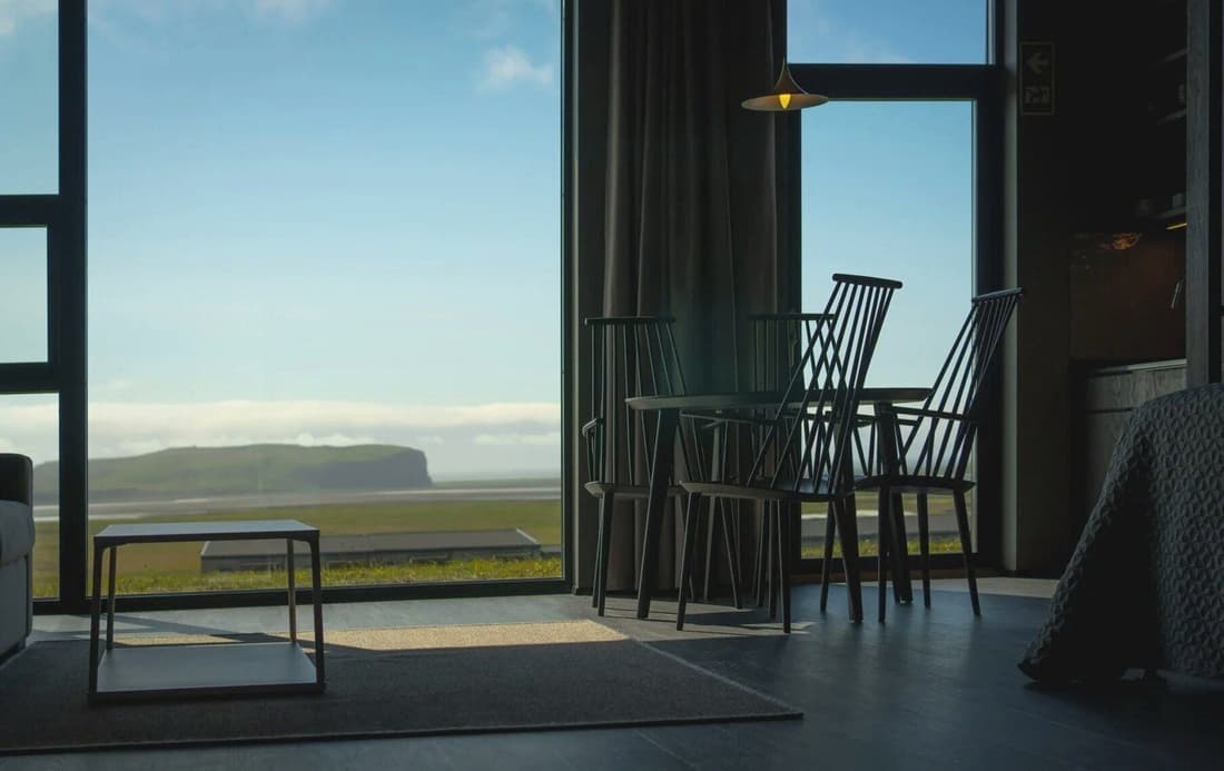 Black Beach Suites