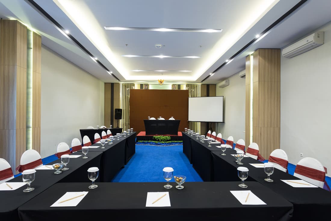 Montana Premier Senggigi