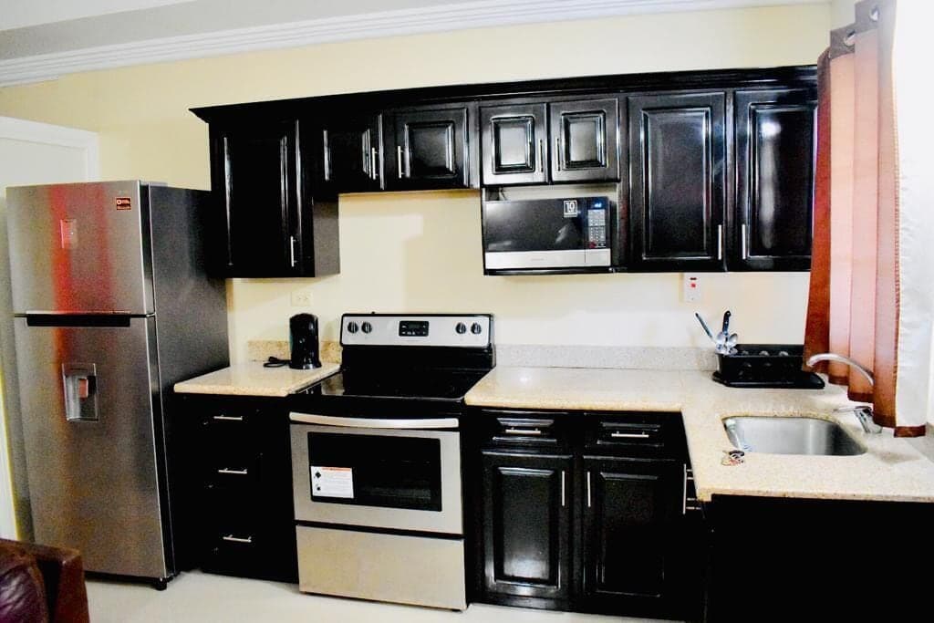 Kingston Guest Apartment at El Gabriel