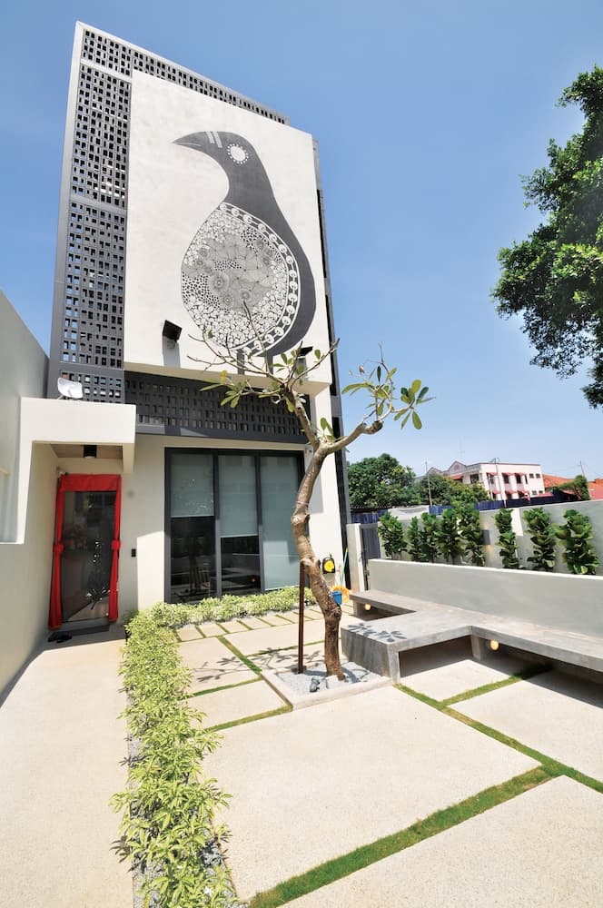 The Nest House