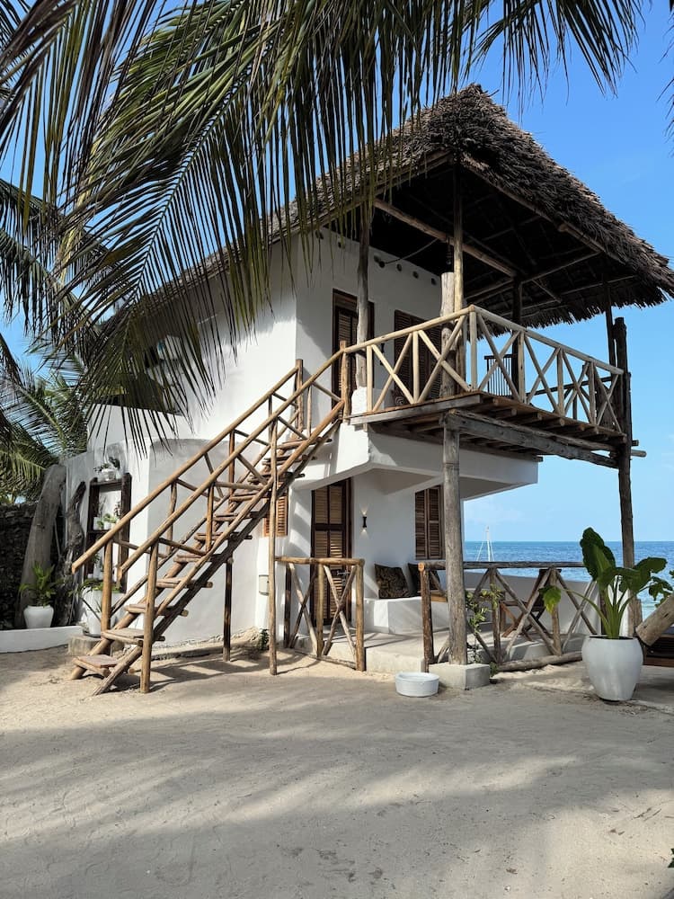 Mango Beach house