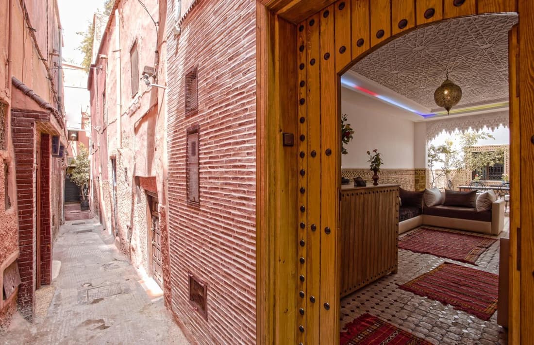 Amour d'auberge - Hostel