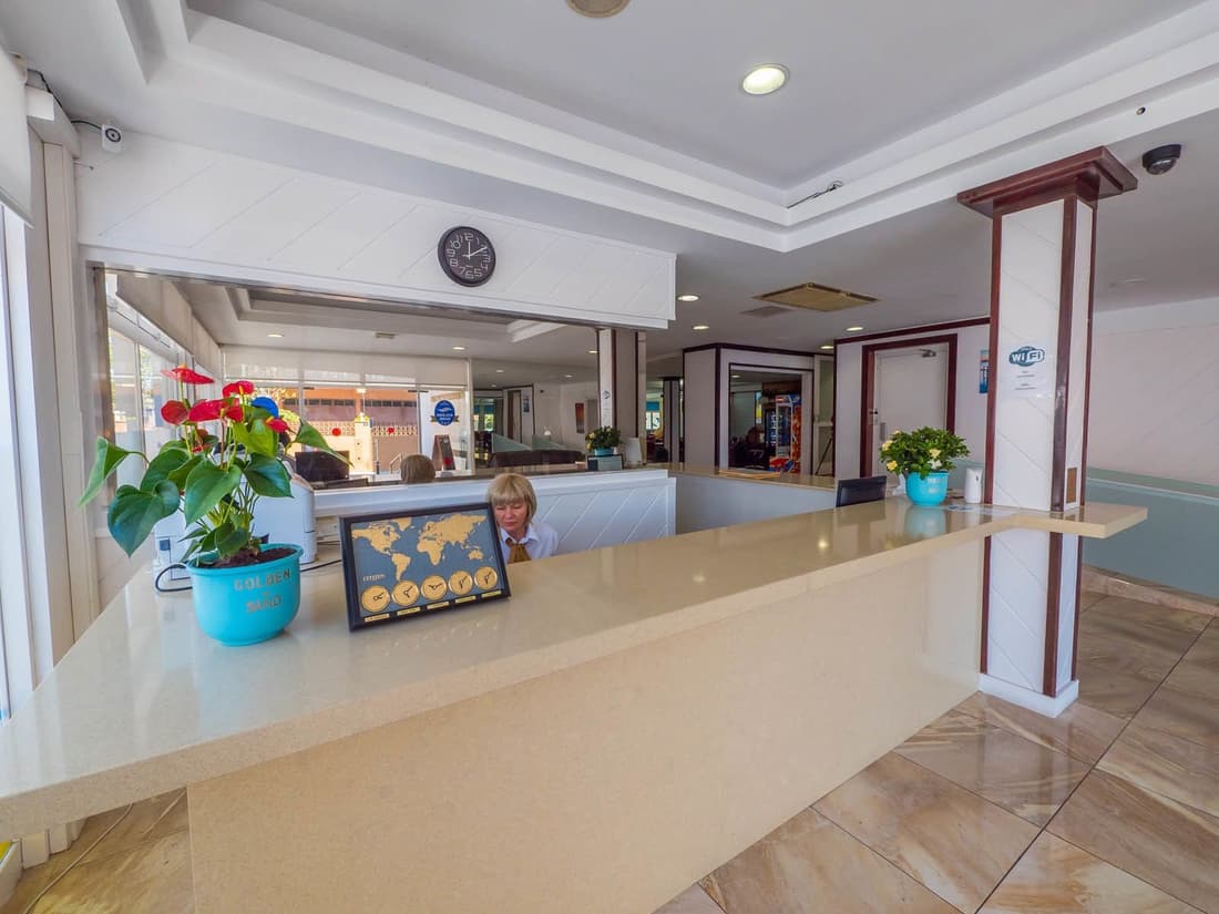 Hotel Golden Sand