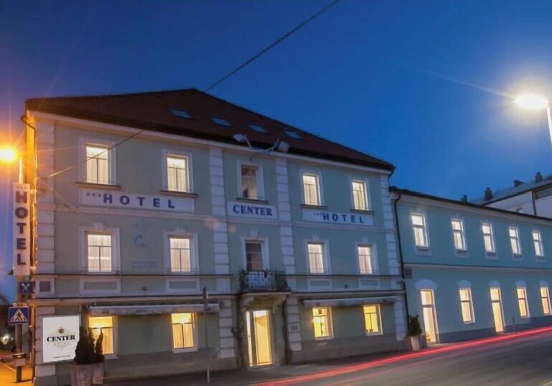 Hotel Center