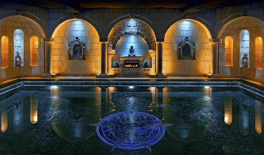 Seraphim Cave Suites & Spa
