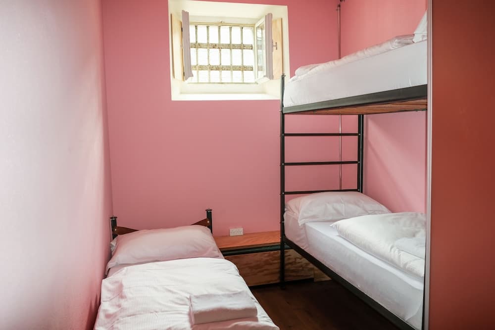 Barabas - Hostel