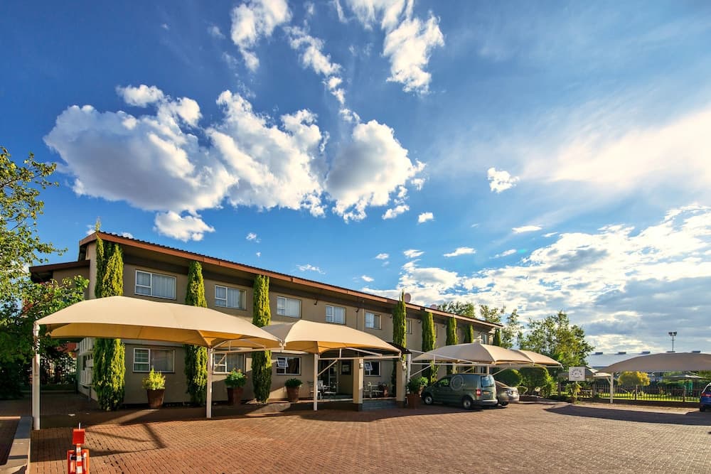 Auas City Hotel