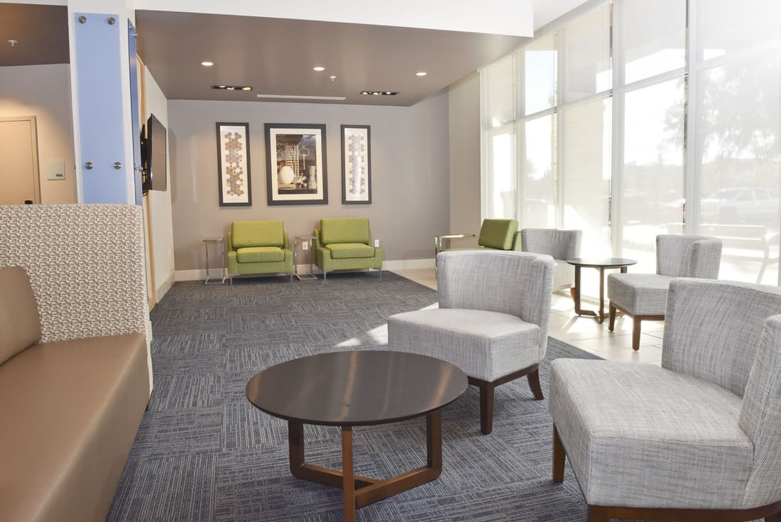 Holiday Inn Express & Suites - Orlando - Southeast by IHG