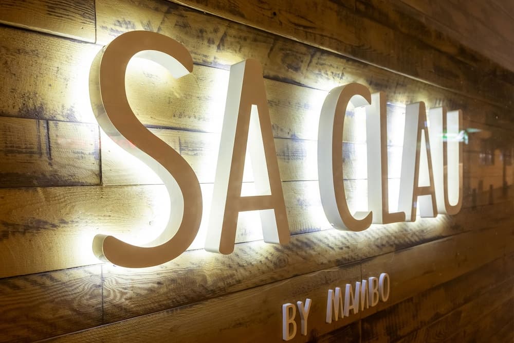 Sa Clau by Mambo