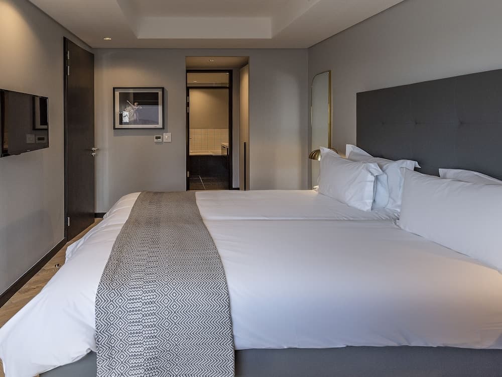 The Onyx Apartment Hotel by NEWMARK