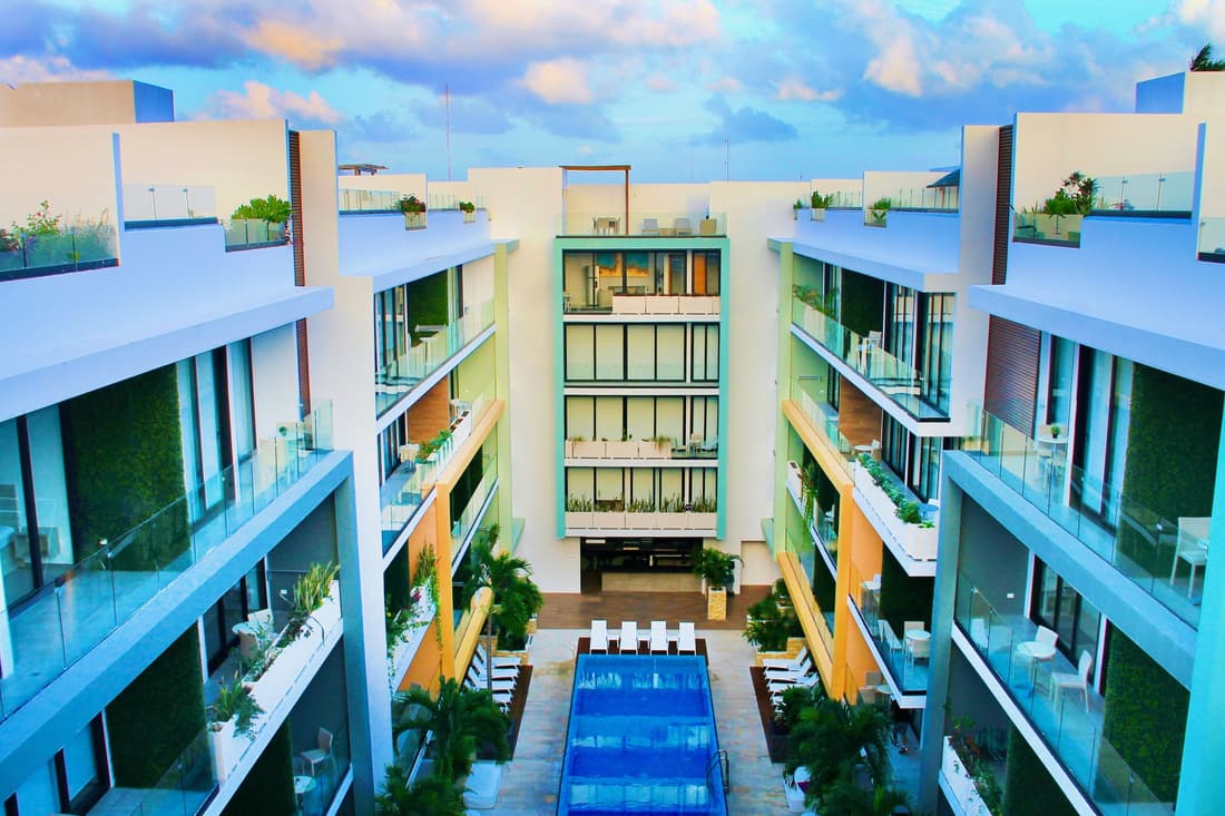 Menesse the City by Casago