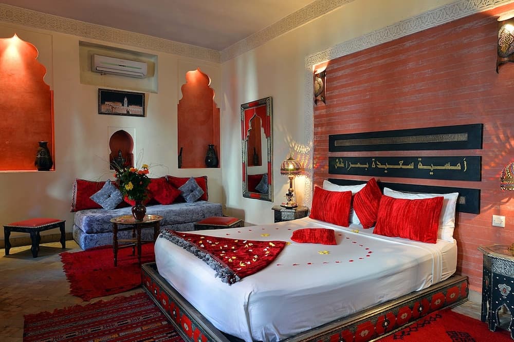 Riad La Porte Rouge By La Siredrah