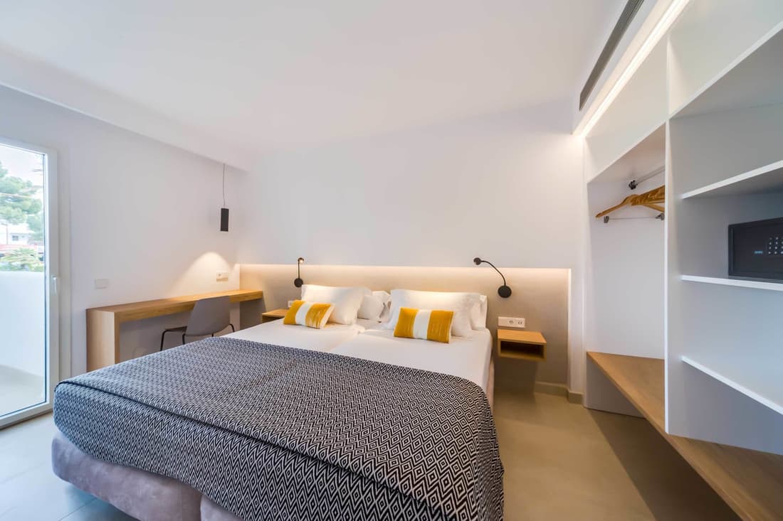 Inturotel Cala Azul