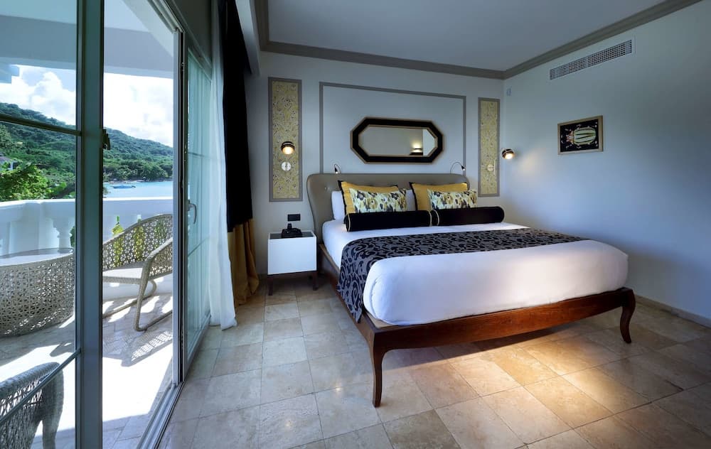 Grand Palladium Lady Hamilton Resort & Spa All Inclusive
