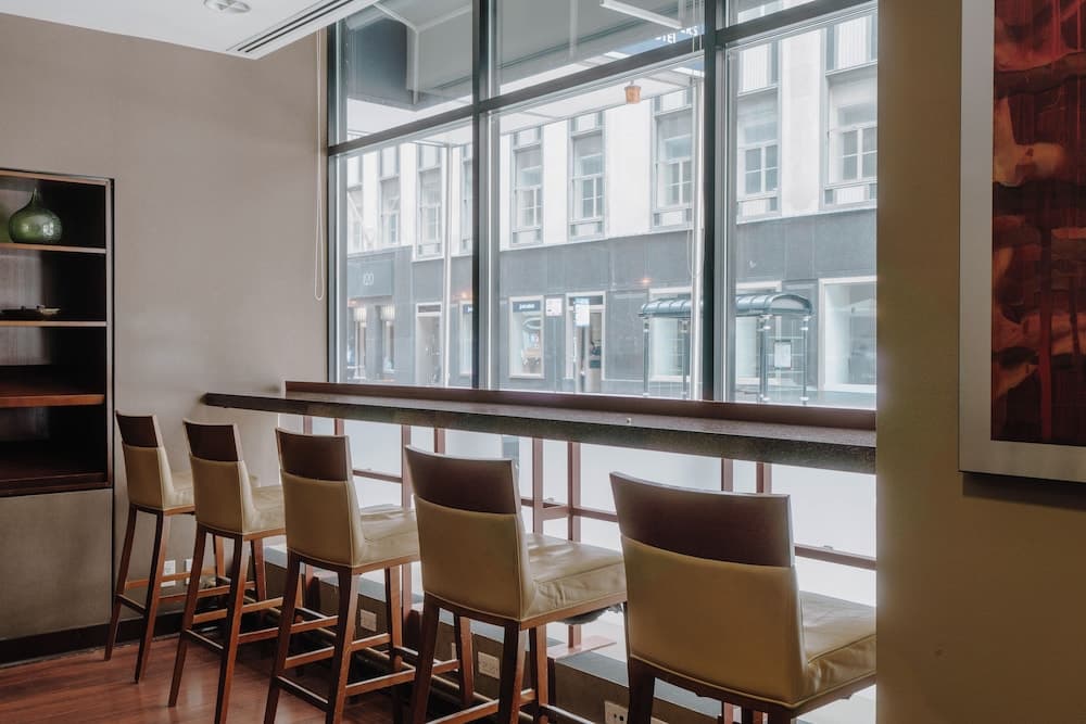 Central Loop Hotel
