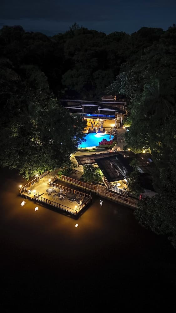 Pachira Lodge